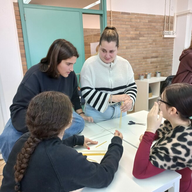 Aprèn dels millors experts  en un entorn privilegiat